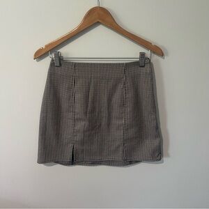 URBAN OUTFITTERS MINI SKIRT